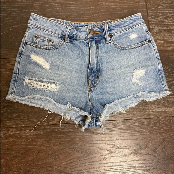 BDG Distressed Denim Women Shorts - Picture 1 of 4